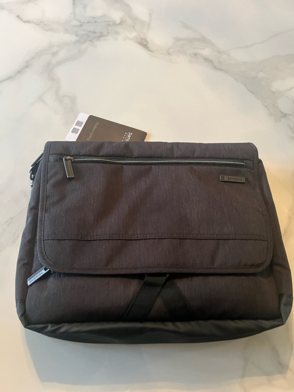 Samsonite Black Tablet Messenger Case